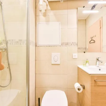 L'escale - Proche Homme De Fer * Strasbourg